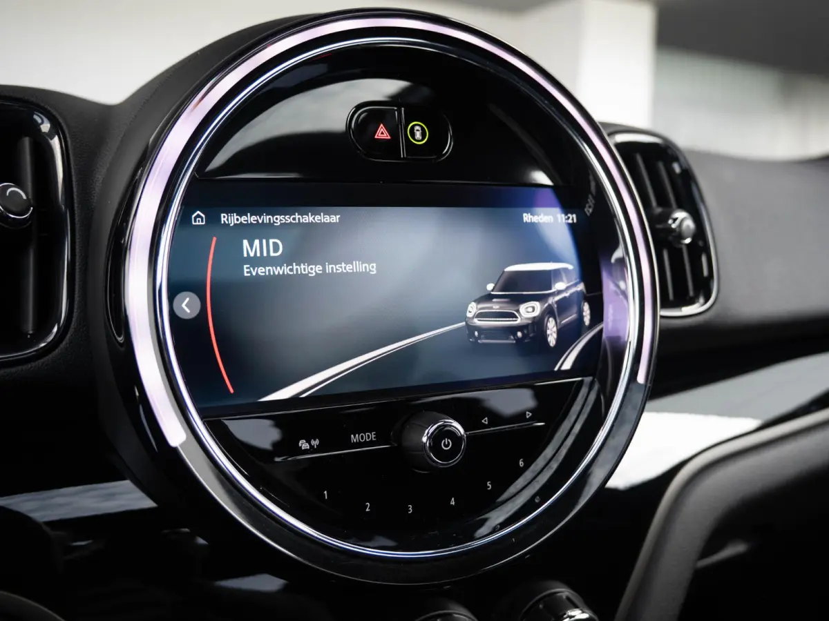 Cooper Classic + Comfort Plus + Panoramadak + Blackline Exterieur pack