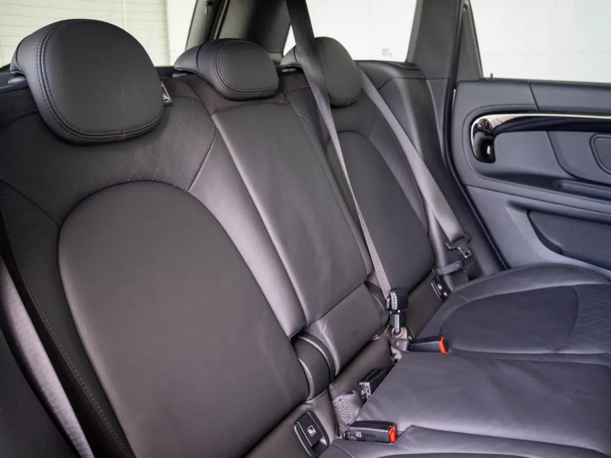 Cooper Classic + Comfort Plus + Panoramadak + Blackline Exterieur pack