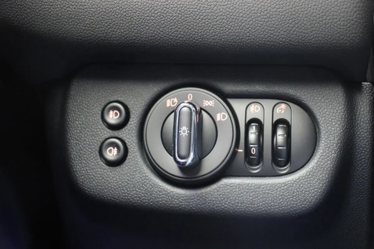 1.5 Business Edition Automaat - Carplay, Cruise, Half Leer