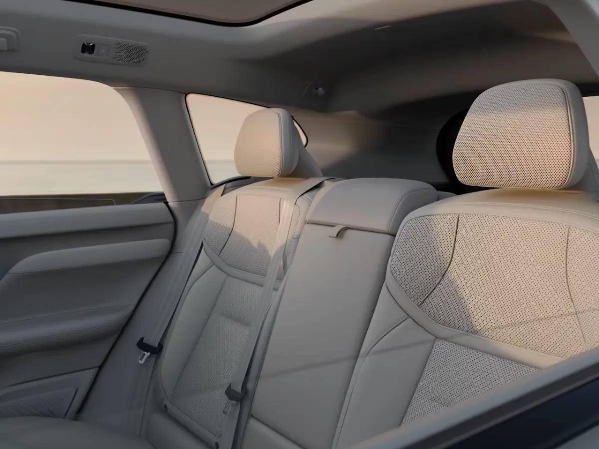P10 AWD Ultra 95 kWh | 360°-camera met 3D-weergave | Airco (automatisch) | Airco separaat achter