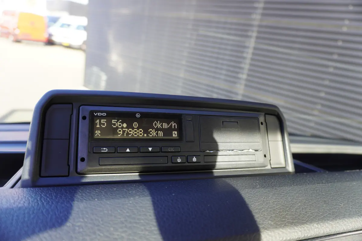 177pk Automaat BE-Trekker 8 Ton Dubbellucht Navigatie Trekhaak Apple carplay Gereedschapskist