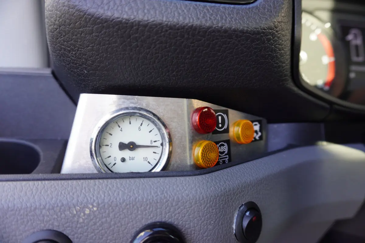 177pk Automaat BE-Trekker 8 Ton Dubbellucht Navigatie Trekhaak Apple carplay Gereedschapskist