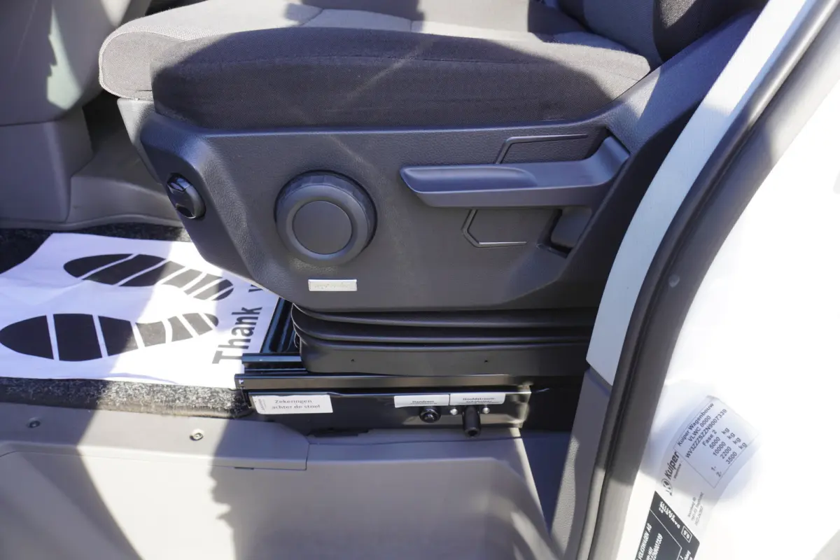 177pk Automaat BE-Trekker 8 Ton Dubbellucht Navigatie Trekhaak Apple carplay Gereedschapskist