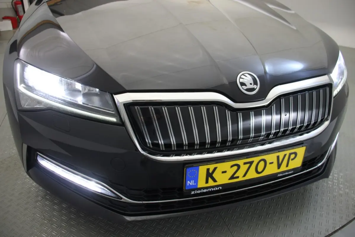 1.4 TSI iV PHEV Business Edition Plus - Carplay, Camera, Stoelverw. Half Leer, Afn. Trekhaak