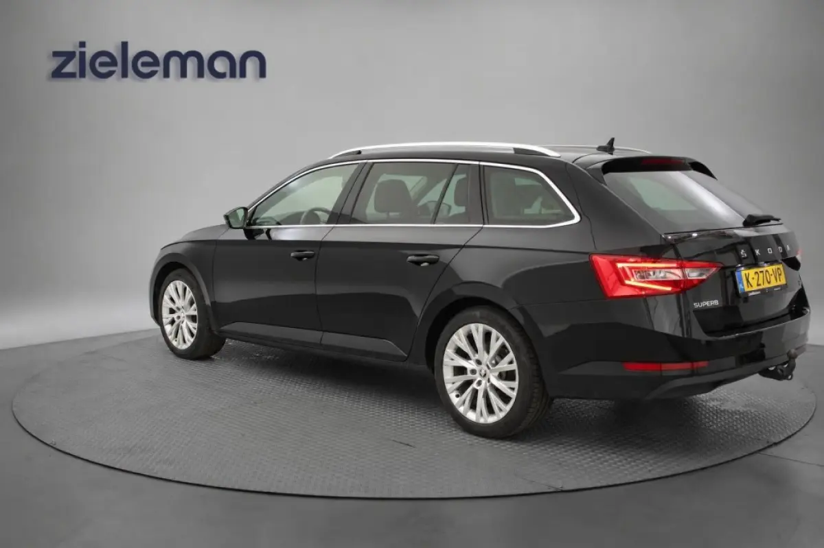1.4 TSI iV PHEV Business Edition Plus - Carplay, Camera, Stoelverw. Half Leer, Afn. Trekhaak