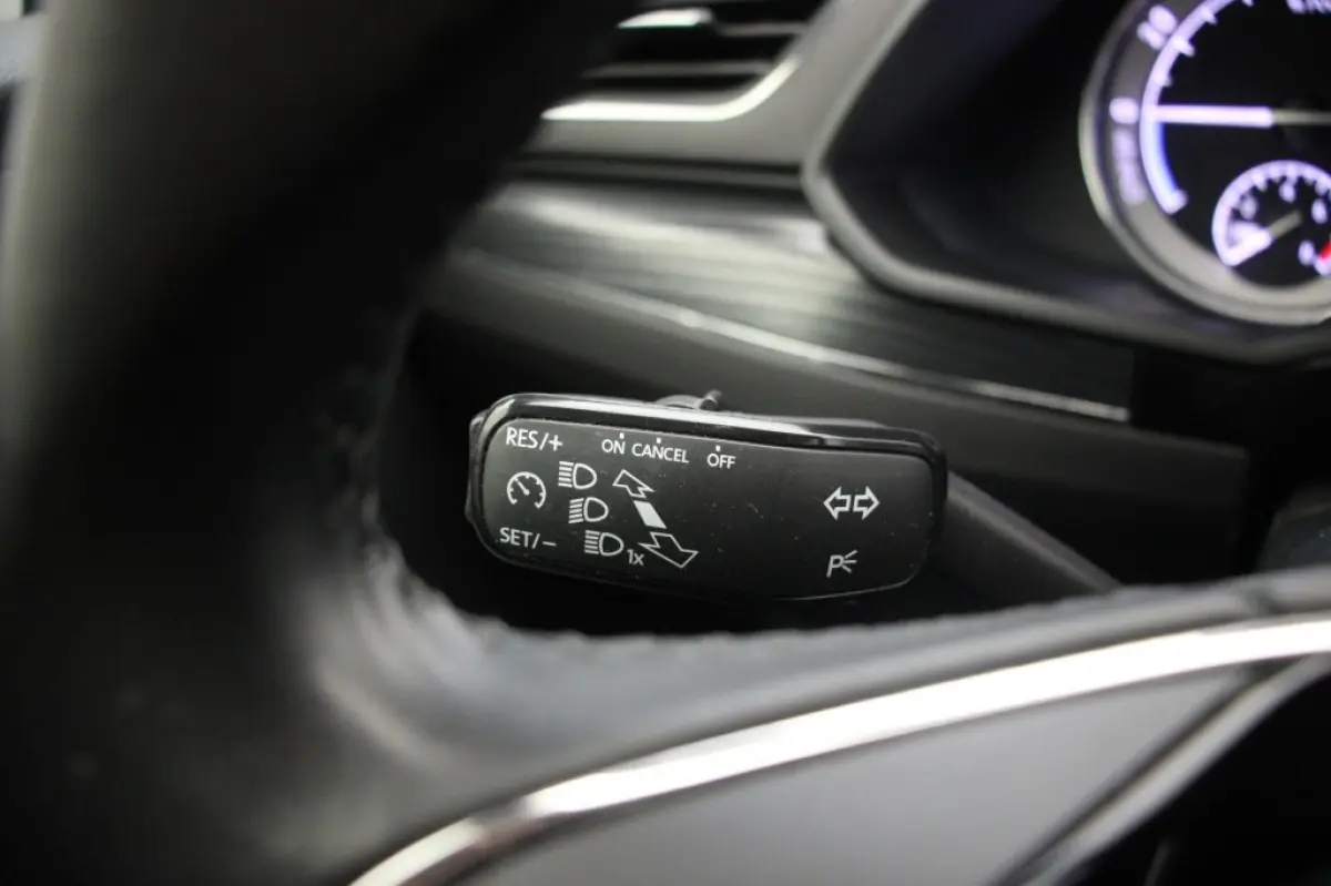 1.4 TSI iV PHEV Business Edition Plus - Carplay, Camera, Stoelverw. Half Leer, Afn. Trekhaak