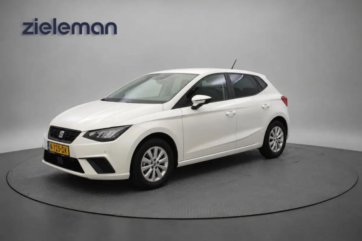 1.0 EcoTSI Style Business Intense - Digitaal Cockpit, Carplay, Clima Stoelverw. Beats