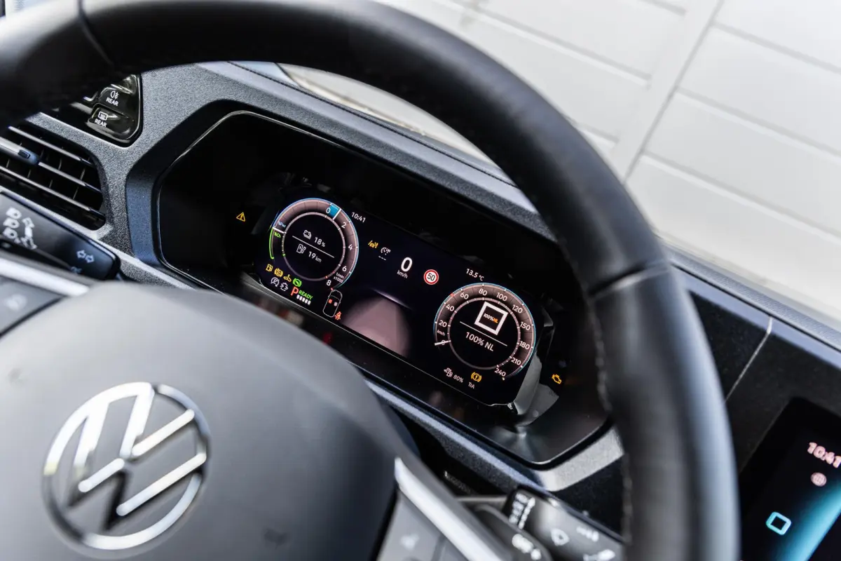 1.5 TSI 150pk eHybrid | Climate Control | DAB