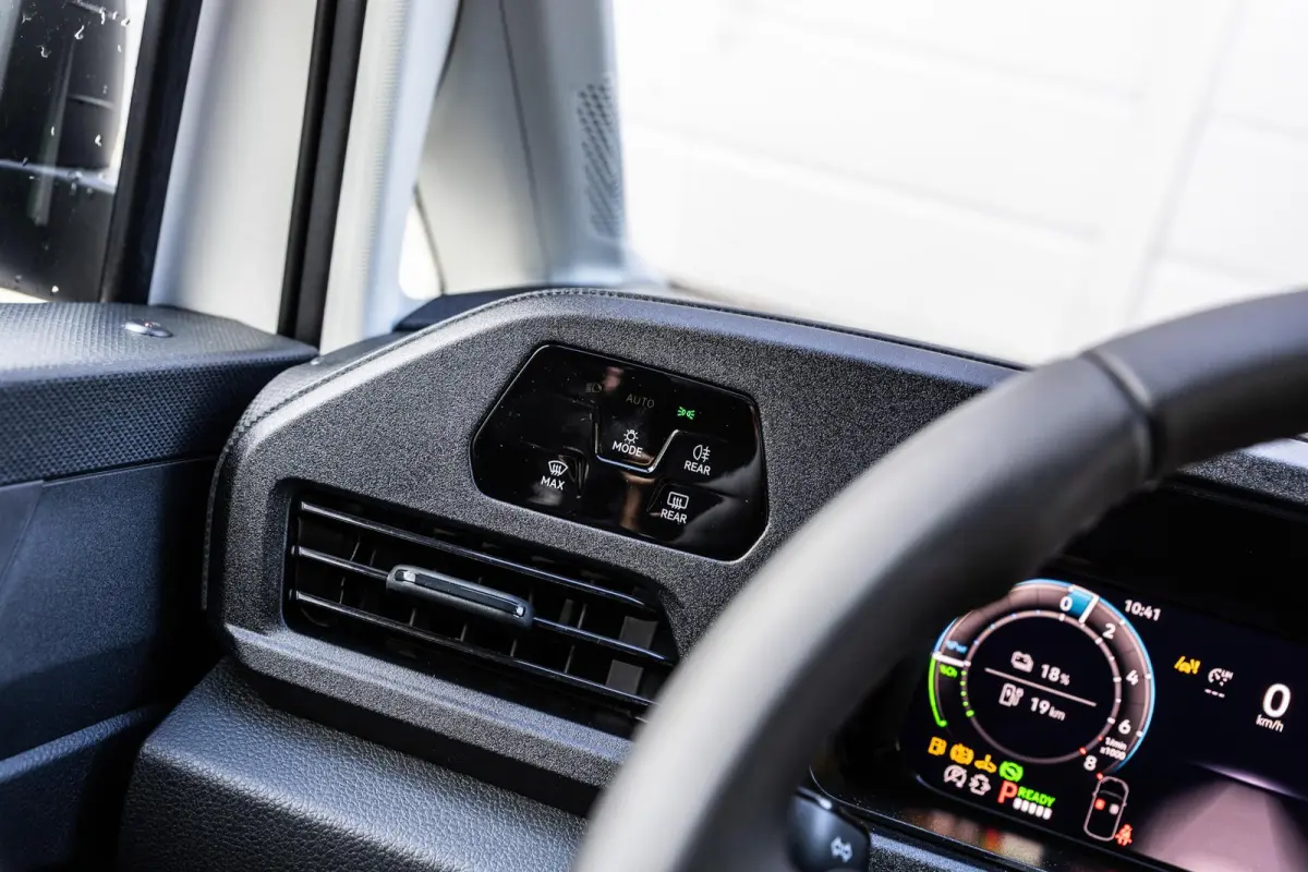 1.5 TSI 150pk eHybrid | Climate Control | DAB