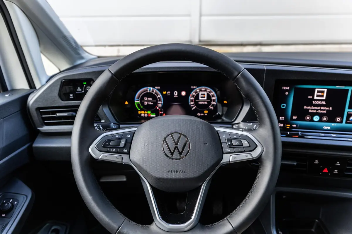 1.5 TSI 150pk eHybrid | Climate Control | DAB