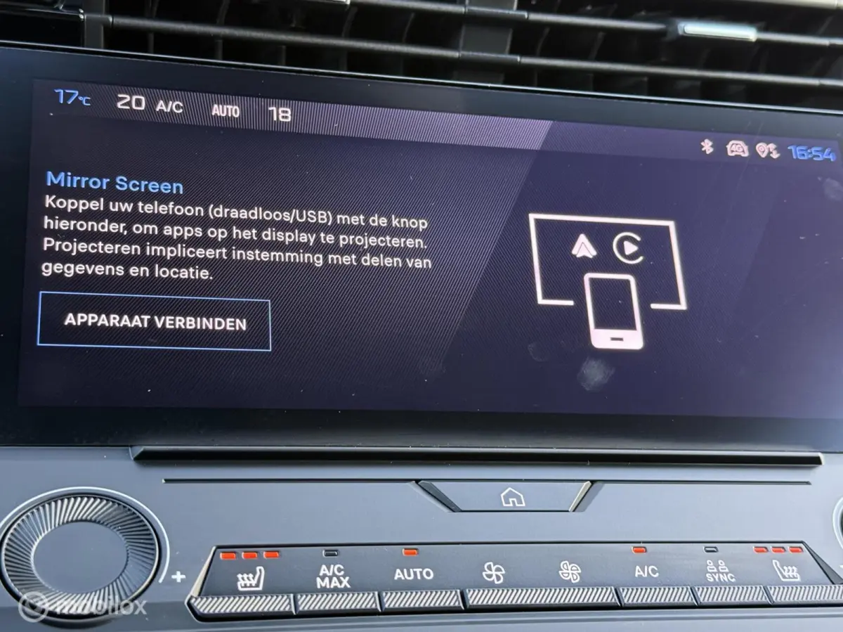 1.2 PureTech Stoelverw CarPlay 18-inch AGR-Stoel