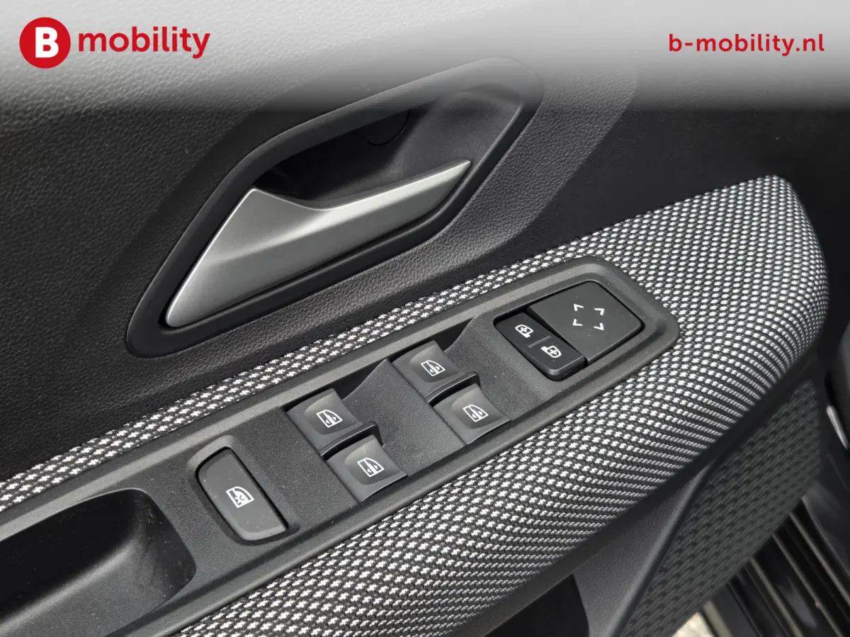 1.0 TCe 110 Expression Apple CarPlay Achteruitrijcamera NL Auto! | Cruise Control | DAB | Navigatie