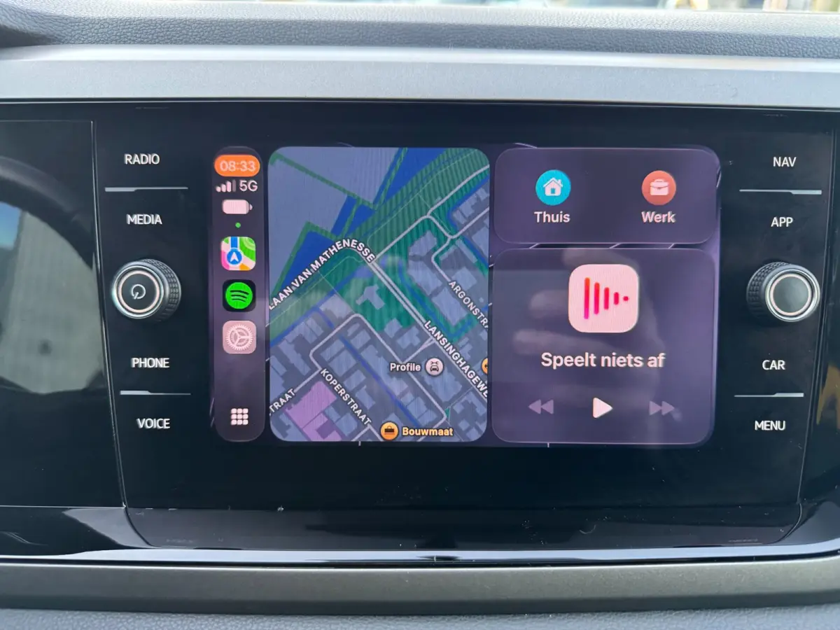 1.0 TSI Comfortline CARPLAY!