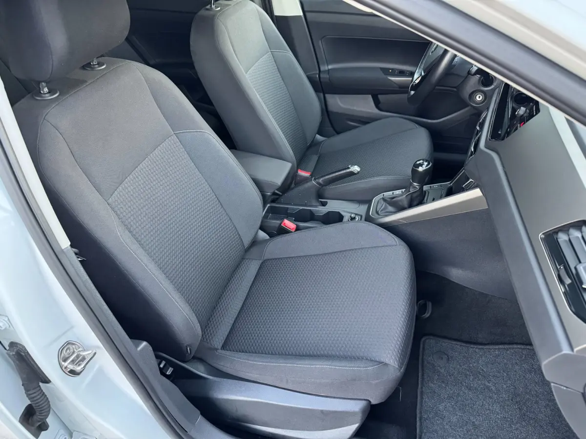 1.0 TSI Comfortline CARPLAY!