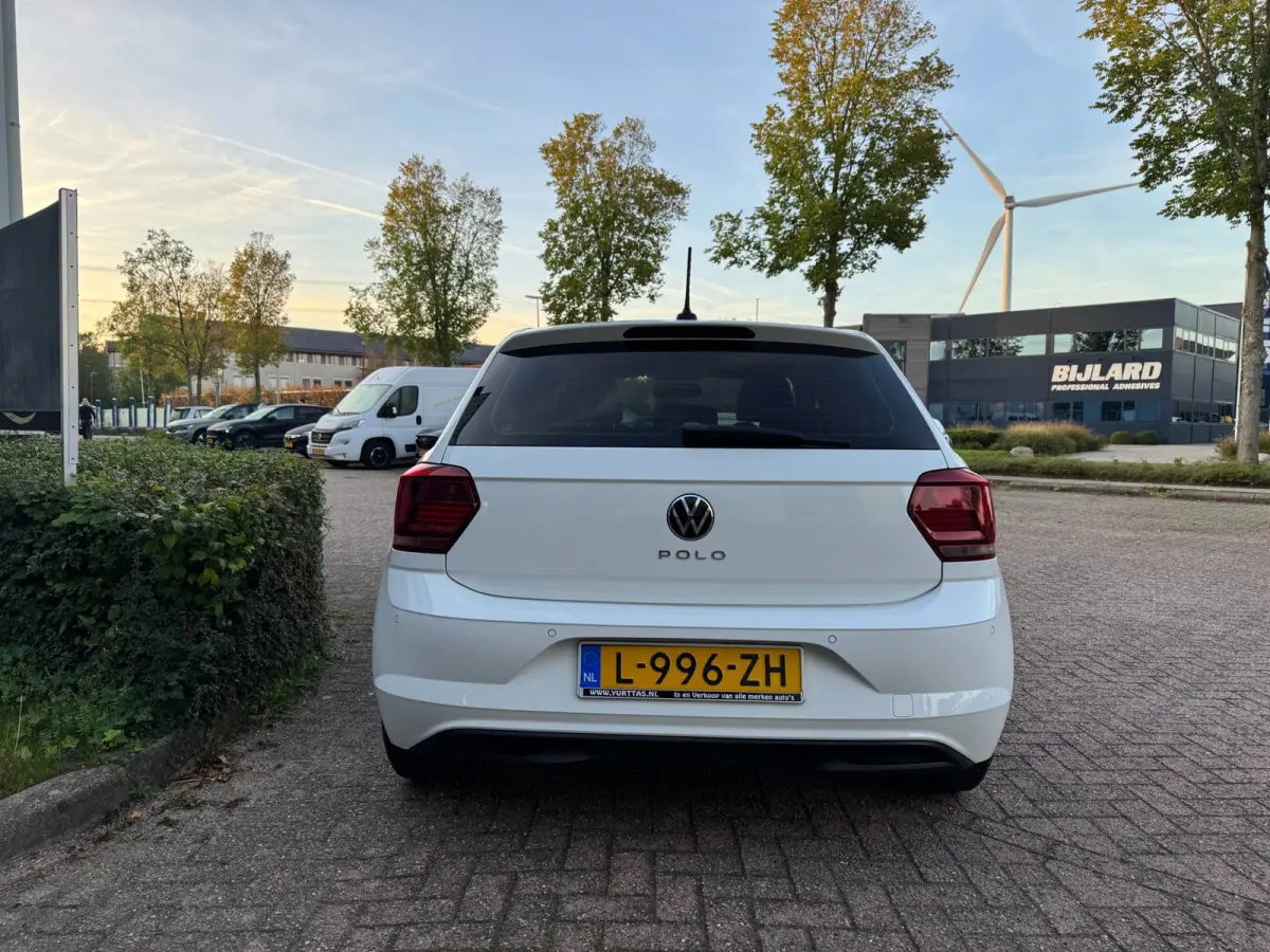 1.0 TSI Comfortline CARPLAY!
