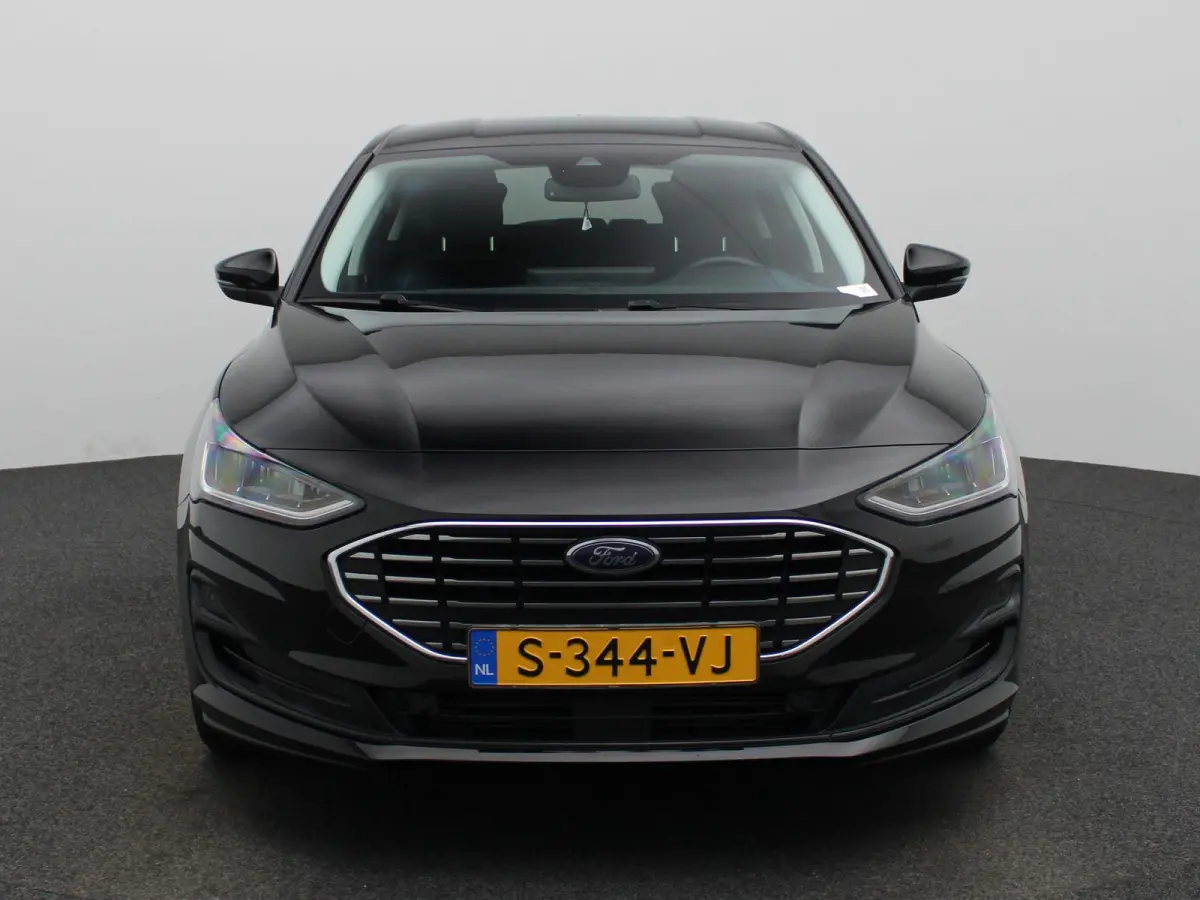 1.0 EcoBoost Hybrid Titanium | Navigatie | Groot scherm | Apple Carplay / Android Auto | Climate Control | Cruise Control | Parkeersensoren | DAB | Bluetooth |