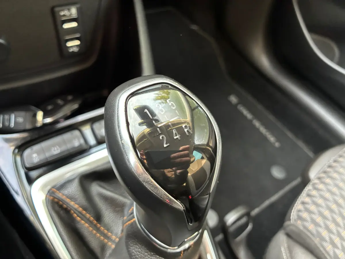 1.2 Turbo Innovation | Camera + Navi + Clima Nu € 7.975,-!!!