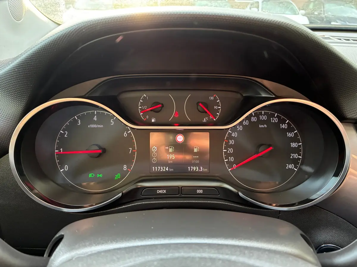 1.2 Turbo Innovation | Camera + Navi + Clima Nu € 7.975,-!!!