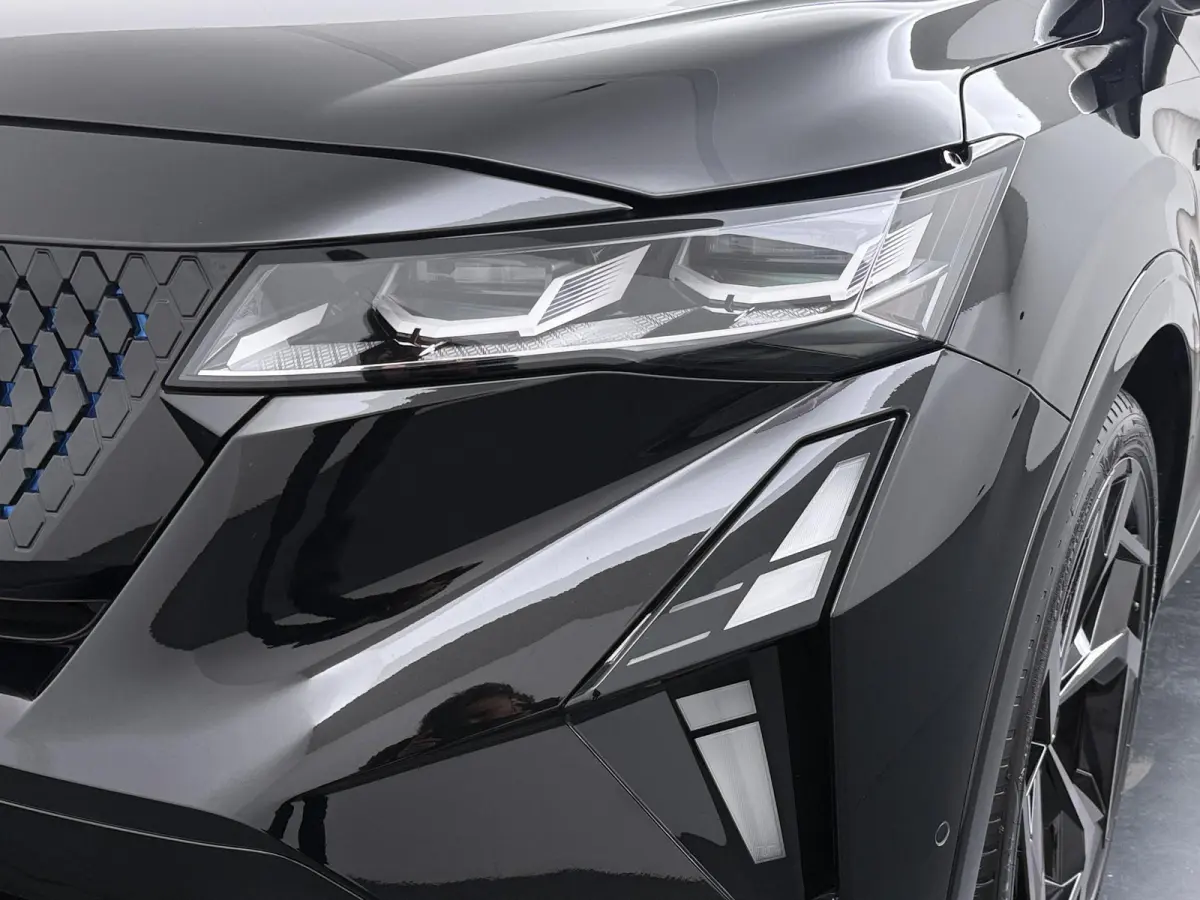 atelier Alpine hyper hybrid E-Tech 4x4 300 | Panoramadak | Harman Kardon | Head-Up |