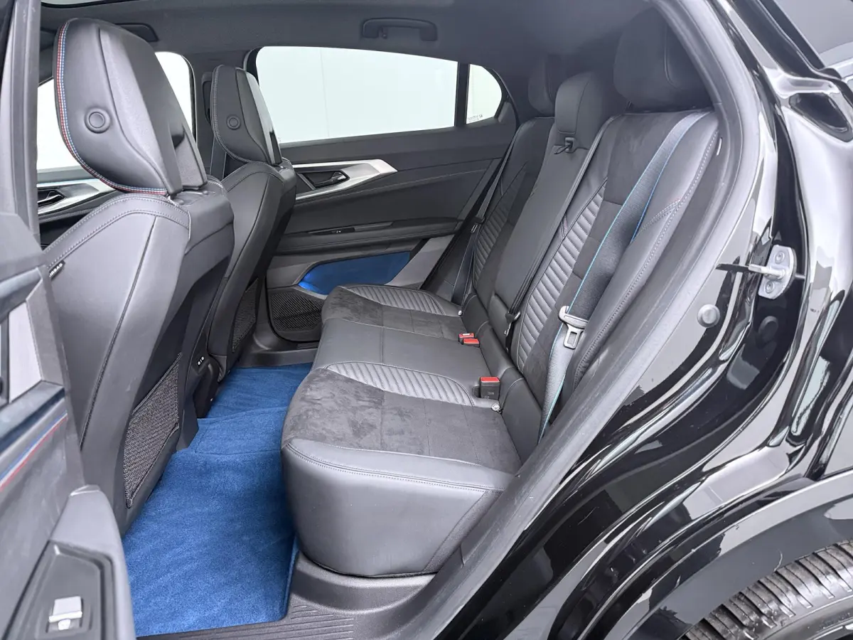 atelier Alpine hyper hybrid E-Tech 4x4 300 | Panoramadak | Harman Kardon | Head-Up |