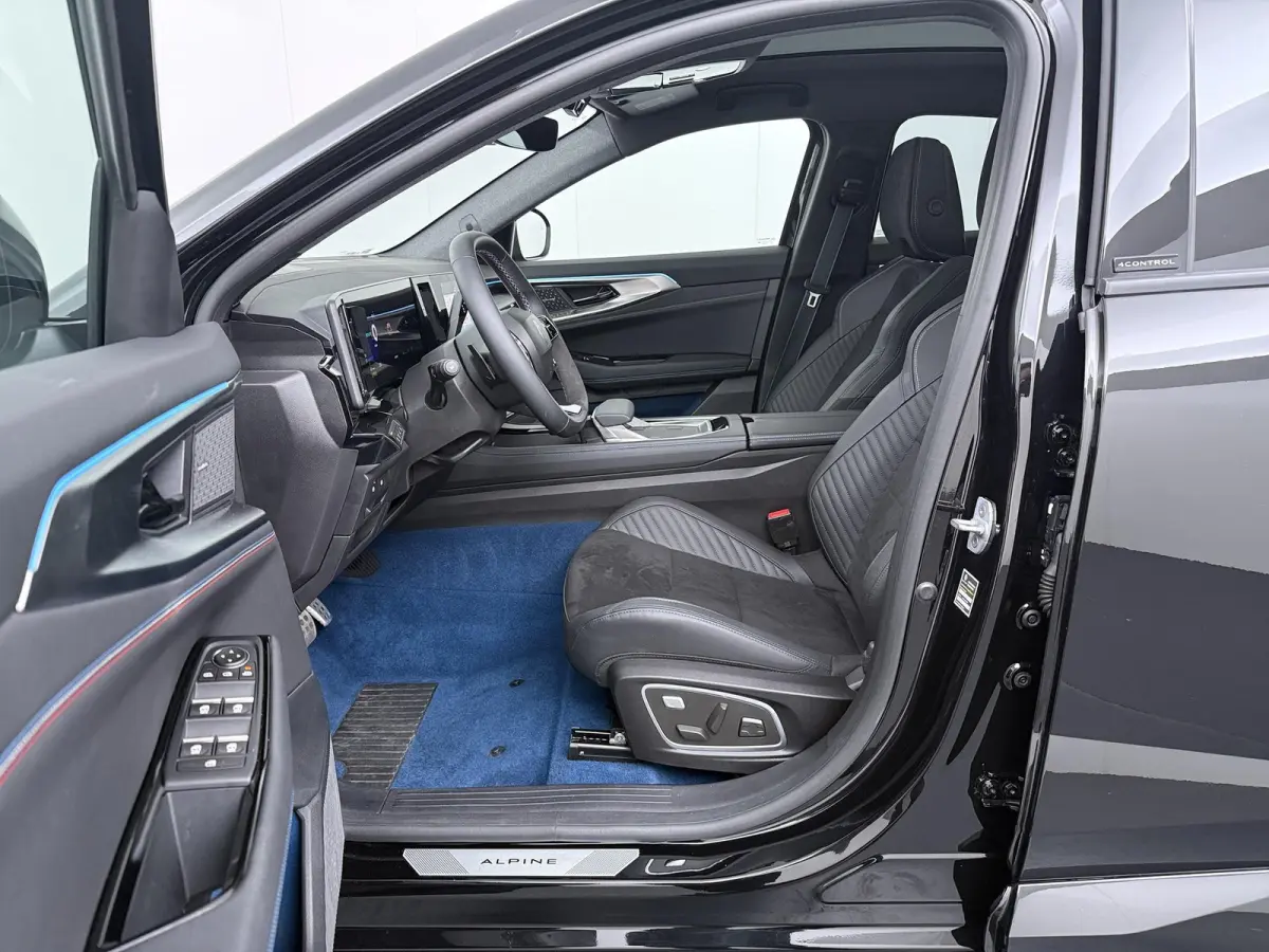 atelier Alpine hyper hybrid E-Tech 4x4 300 | Panoramadak | Harman Kardon | Head-Up |