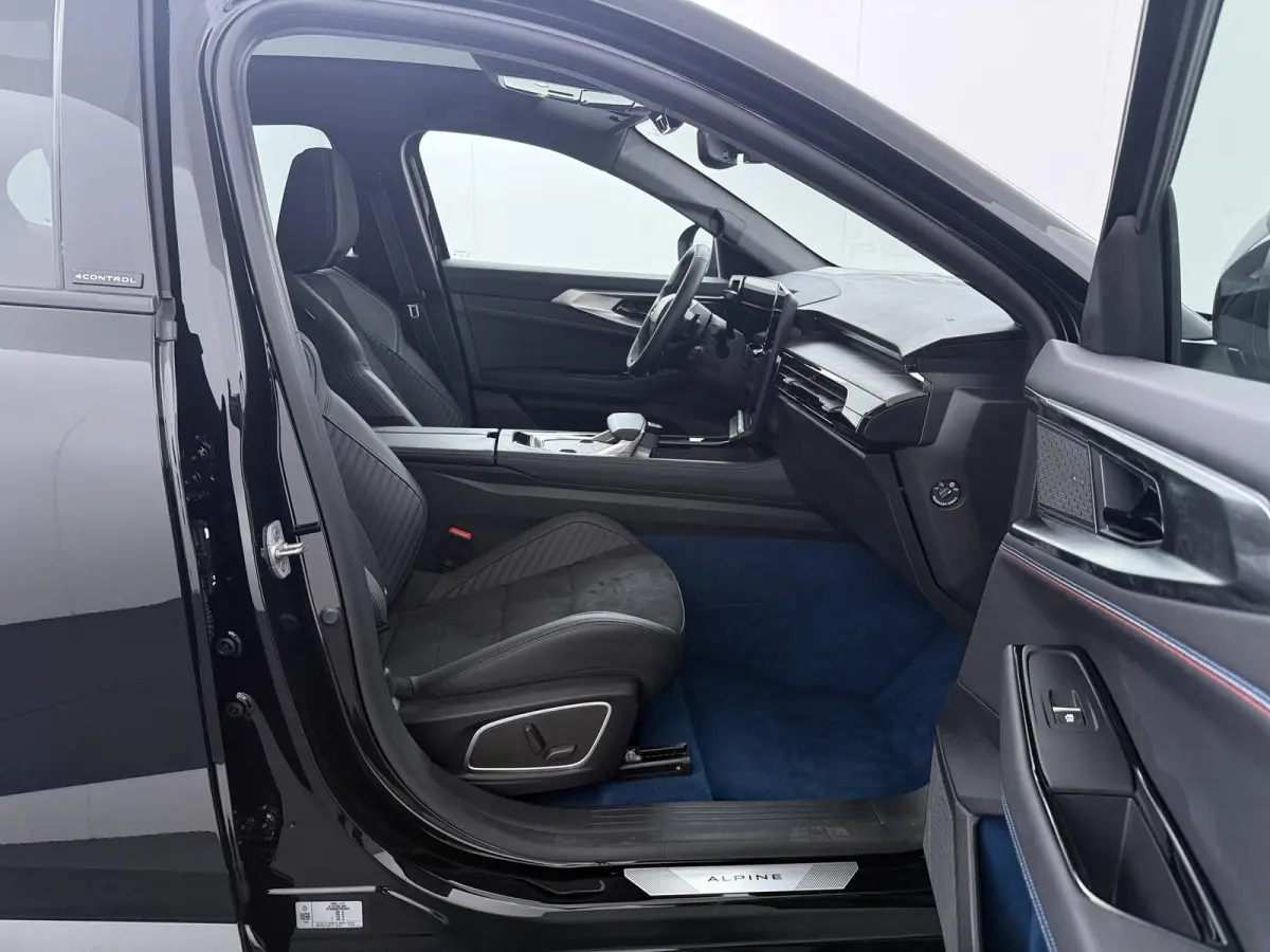 atelier Alpine hyper hybrid E-Tech 4x4 300 | Panoramadak | Harman Kardon | Head-Up |