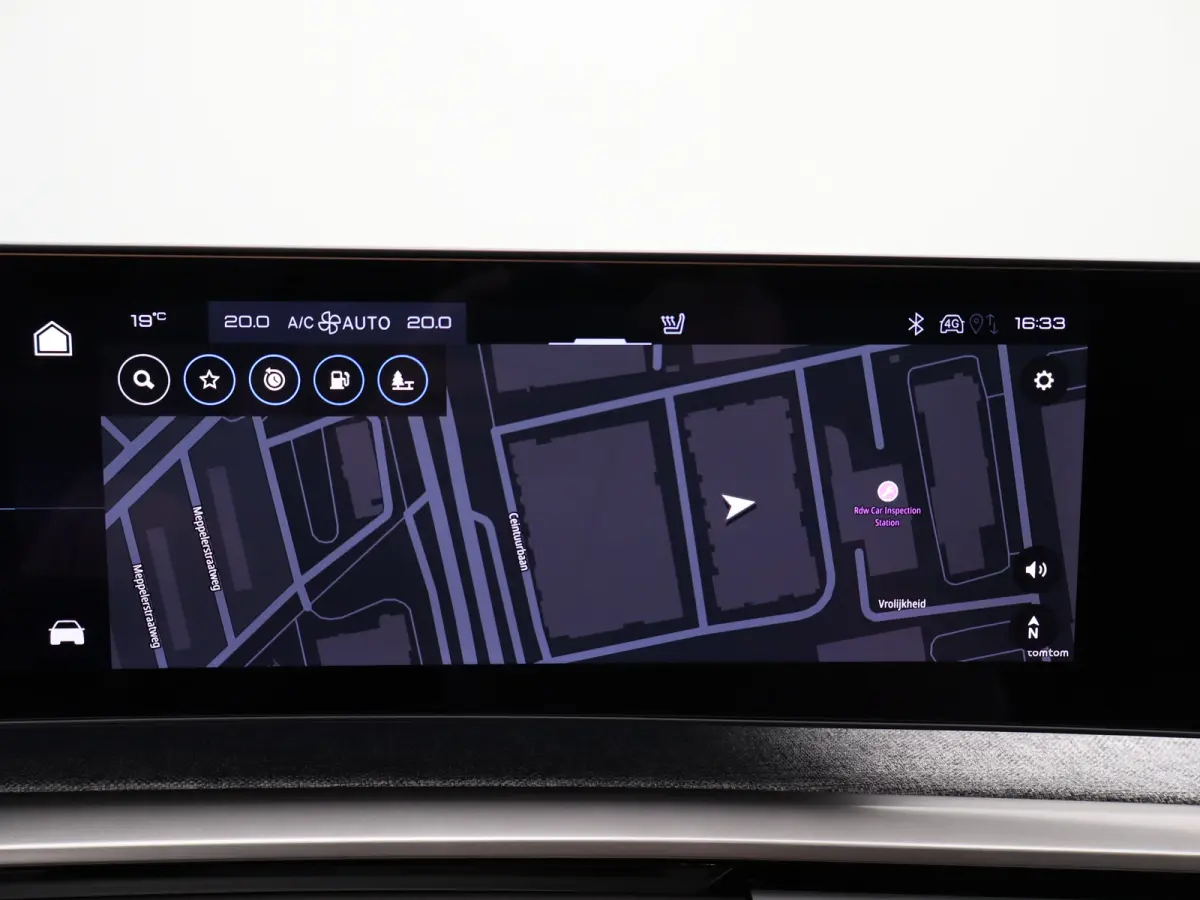 1.2 Hybrid 145 GT | Draadloze Carplay | Camera | Stoelverwarming | Stuurwielverwarming | PDC V+A | Keyless | Cruise Control Adaptief | 19" Lichtmetalen Velgen | Navigatie