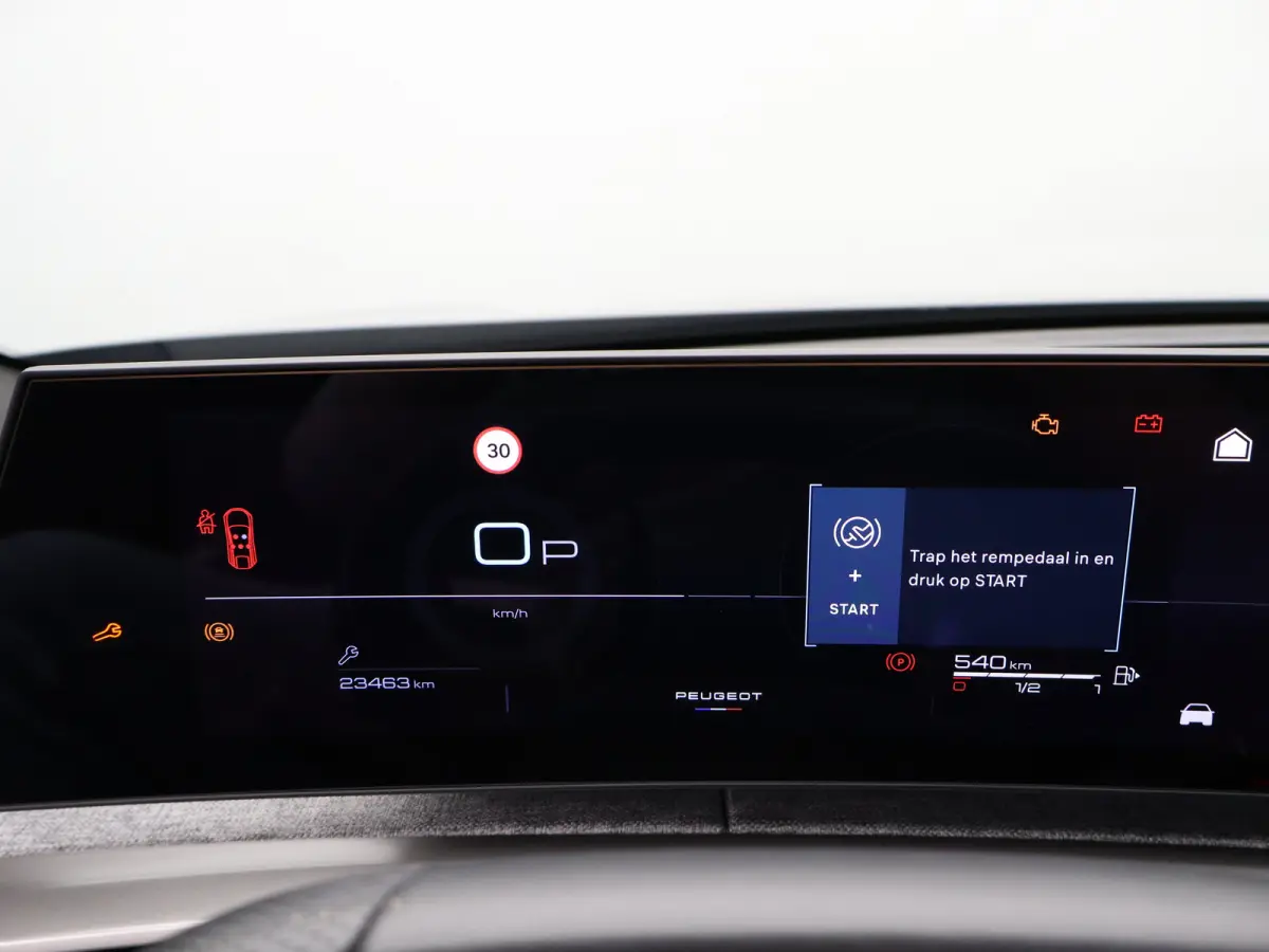 1.2 Hybrid 145 GT | Draadloze Carplay | Camera | Stoelverwarming | Stuurwielverwarming | PDC V+A | Keyless | Cruise Control Adaptief | 19" Lichtmetalen Velgen | Navigatie