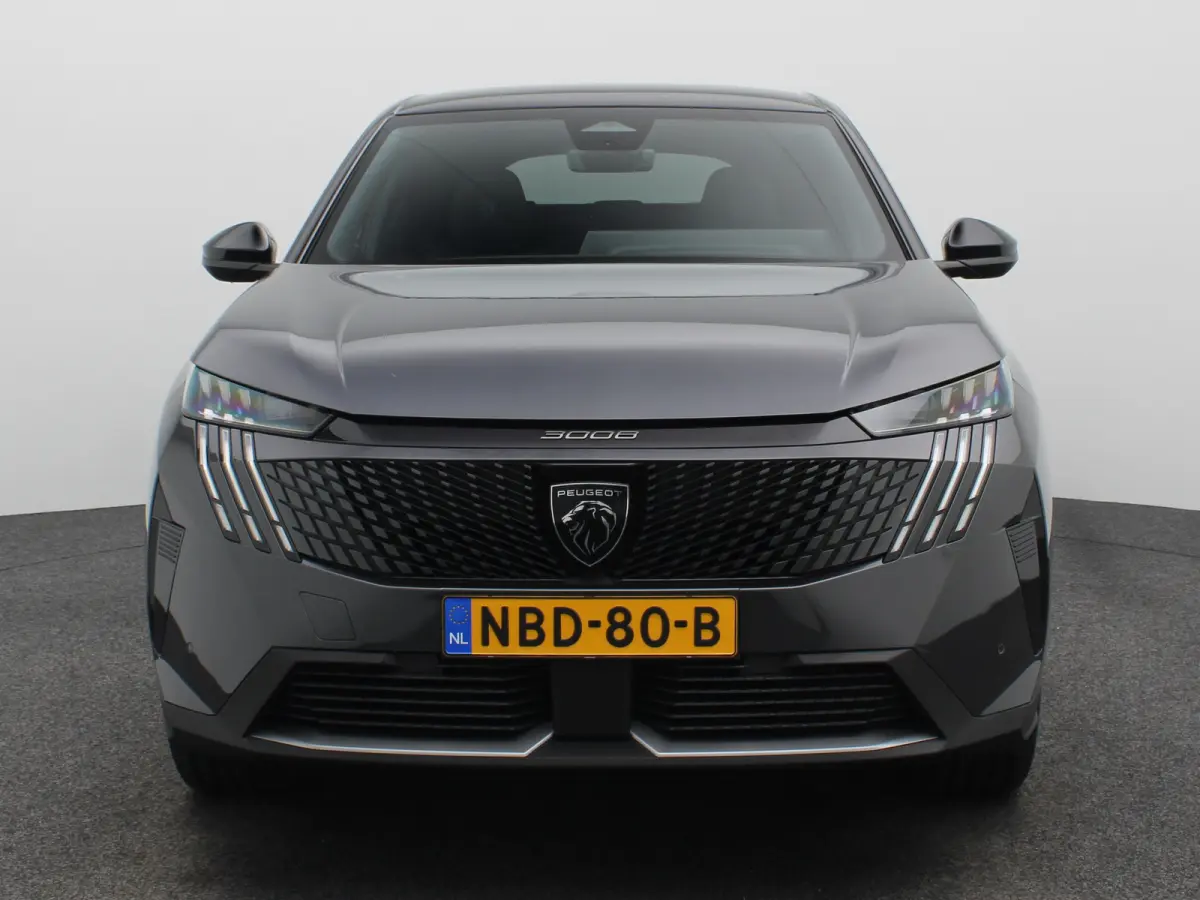 1.2 Hybrid 145 GT | Draadloze Carplay | Camera | Stoelverwarming | Stuurwielverwarming | PDC V+A | Keyless | Cruise Control Adaptief | 19" Lichtmetalen Velgen | Navigatie