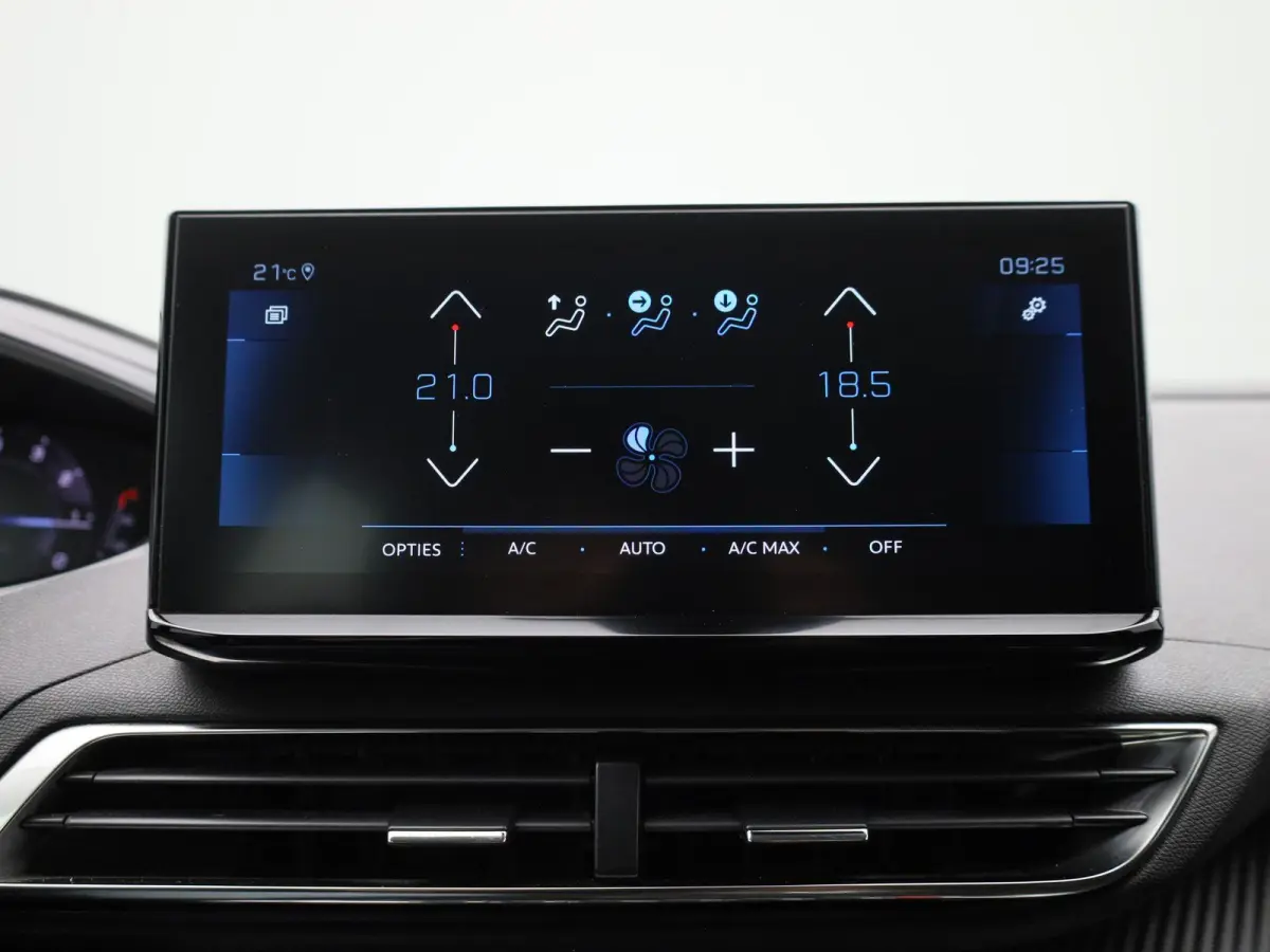 1.2 PureTech Active Pack Business | Navigatie | Trekhaak | Virtual cockpit | Climate control | Cruise control | Bluetooth | Apple carplay / Android auto | Camera