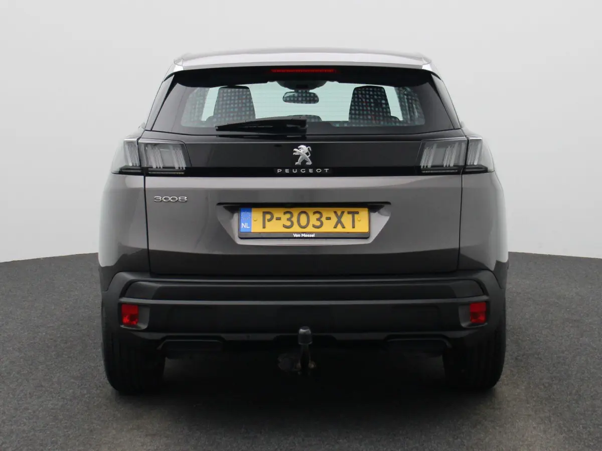 1.2 PureTech Active Pack Business | Navigatie | Trekhaak | Virtual cockpit | Climate control | Cruise control | Bluetooth | Apple carplay / Android auto | Camera