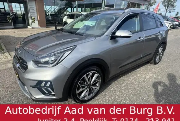 1.6 GDi Hybrid ExecutiveLine Schuif- kantel Dak , Stoel verwarming & verkoeling , stuur verwarmd, Parkeerhulp voor & achter , Navigatie , Camera , dodehoek detectie