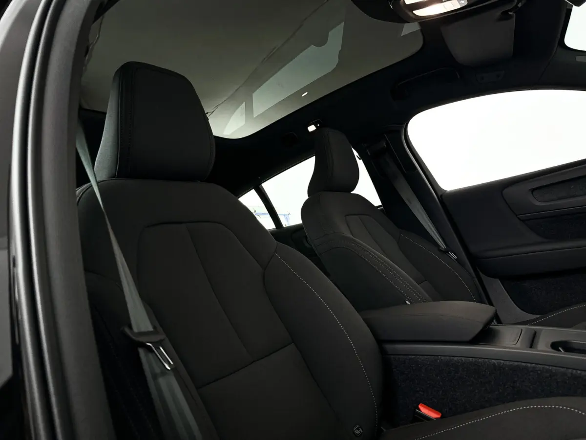 Single Motor Extended Range Plus Black Ed. 82 kWh | Panoramadak | Parkeercamera | Stoel- en stuurverwarming | Trekhaak