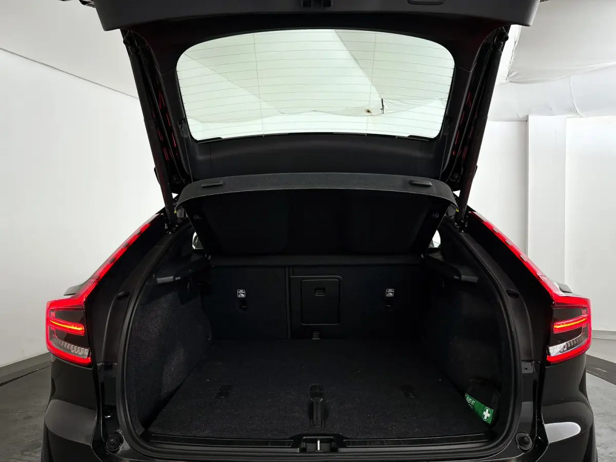 Single Motor Extended Range Plus Black Ed. 82 kWh | Panoramadak | Parkeercamera | Stoel- en stuurverwarming | Trekhaak