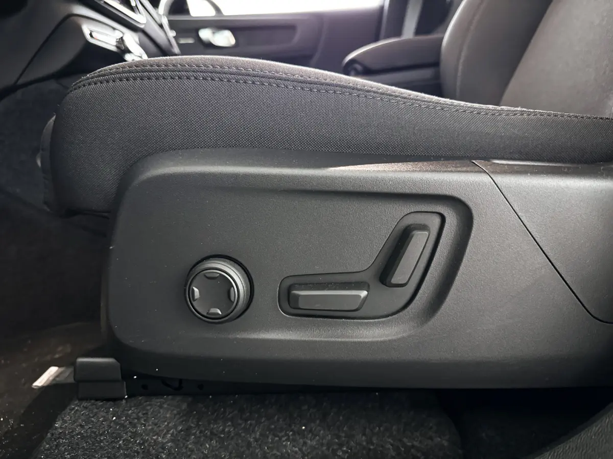 Single Motor Extended Range Plus Black Ed. 82 kWh | Panoramadak | Parkeercamera | Stoel- en stuurverwarming | Trekhaak