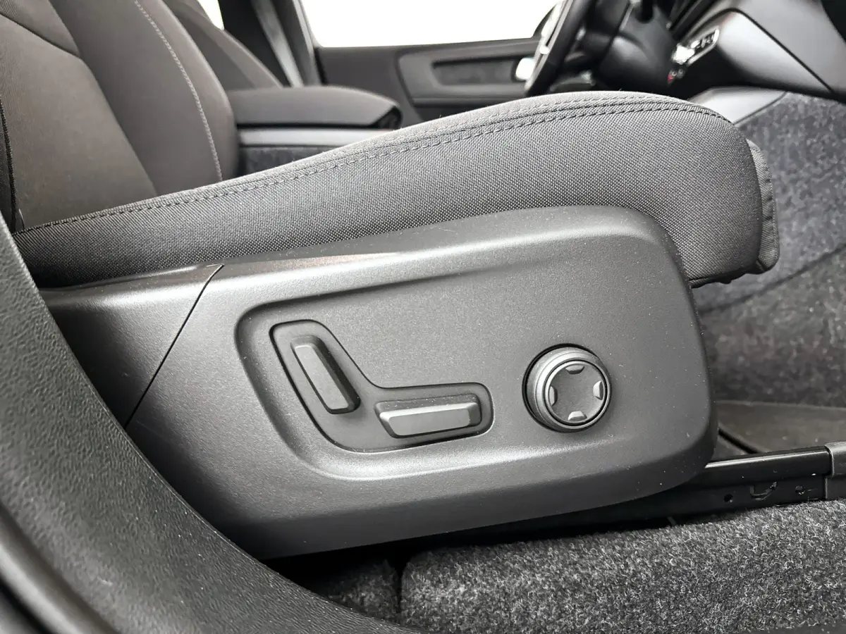 Single Motor Extended Range Plus Black Ed. 82 kWh | Panoramadak | Parkeercamera | Stoel- en stuurverwarming | Trekhaak