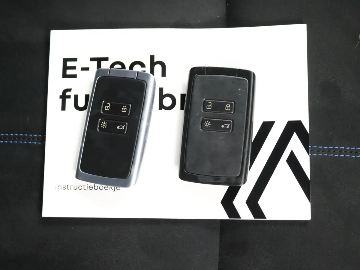 esprit Alpine E-Tech full hybrid 145 | 360 Camera | Adapt. Cruise |
