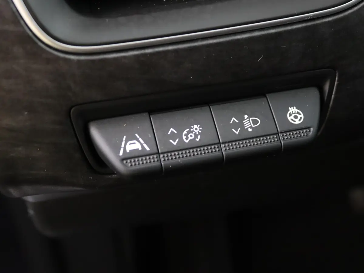 esprit Alpine E-Tech full hybrid 145 | 360 Camera | Adapt. Cruise |
