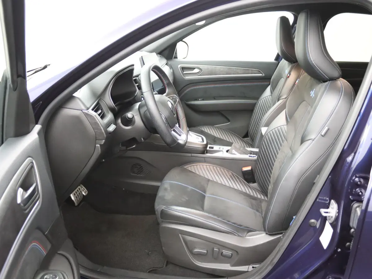 esprit Alpine E-Tech full hybrid 145 | 360 Camera | Adapt. Cruise |