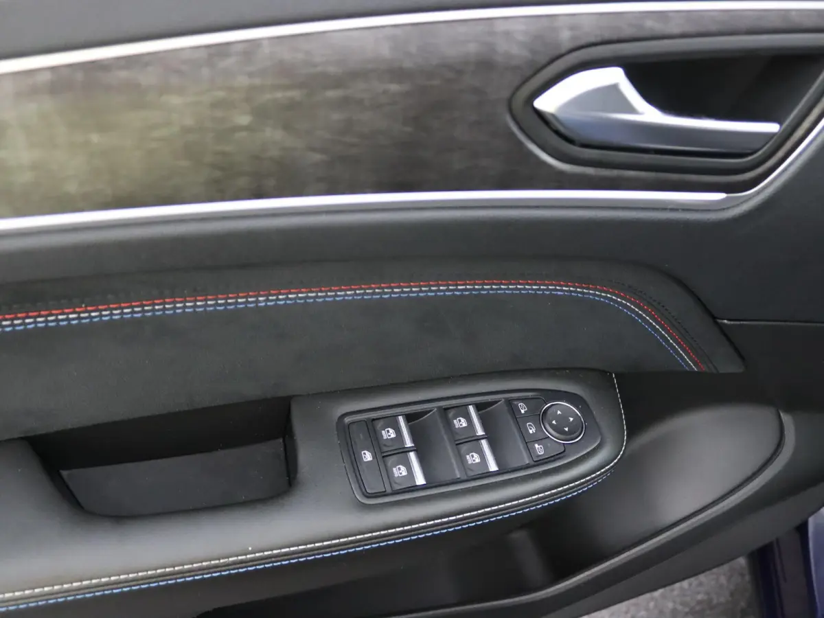esprit Alpine E-Tech full hybrid 145 | 360 Camera | Adapt. Cruise |