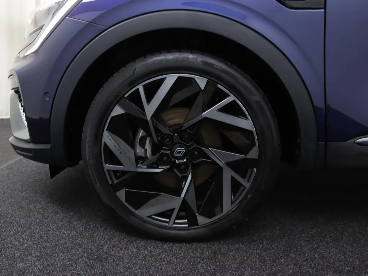 esprit Alpine E-Tech full hybrid 145 | 360 Camera | Adapt. Cruise |