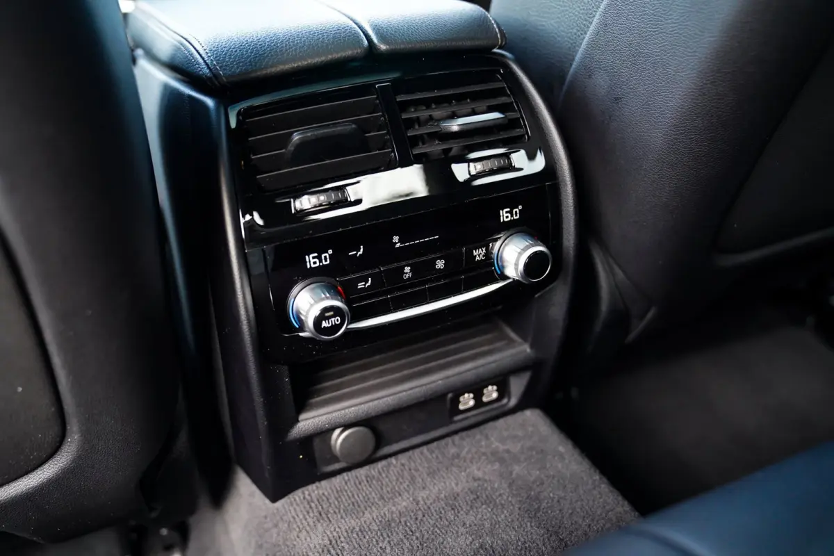 545e xDrive High Executive | Harman/Kardon | Laser LED | HuD | Facelift | Softclose | Panorama | Alcantara | Massage