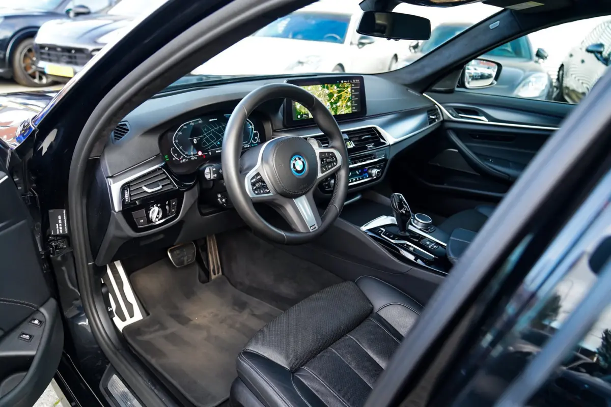 545e xDrive High Executive | Harman/Kardon | Laser LED | HuD | Facelift | Softclose | Panorama | Alcantara | Massage