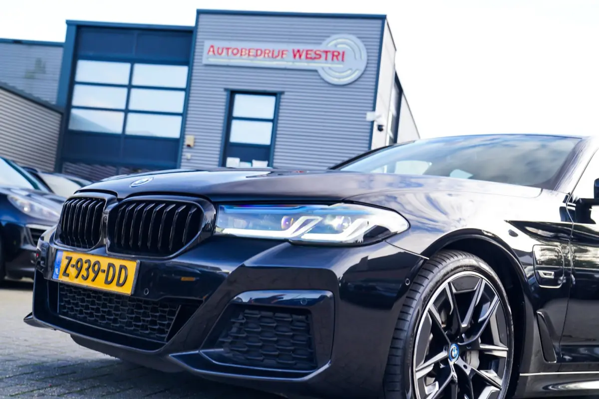 545e xDrive High Executive | Harman/Kardon | Laser LED | HuD | Facelift | Softclose | Panorama | Alcantara | Massage
