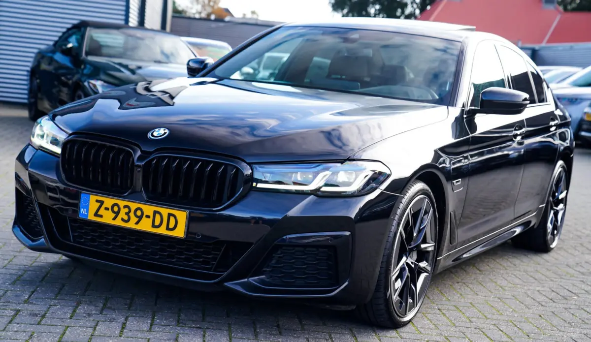 545e xDrive High Executive | Harman/Kardon | Laser LED | HuD | Facelift | Softclose | Panorama | Alcantara | Massage