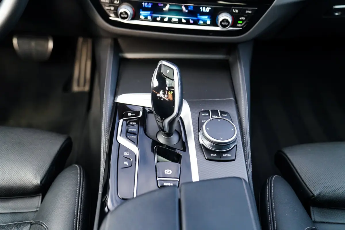 545e xDrive High Executive | Harman/Kardon | Laser LED | HuD | Facelift | Softclose | Panorama | Alcantara | Massage