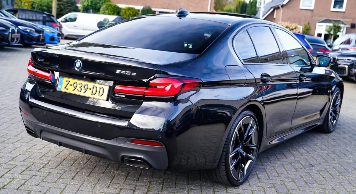 545e xDrive High Executive | Harman/Kardon | Laser LED | HuD | Facelift | Softclose | Panorama | Alcantara | Massage