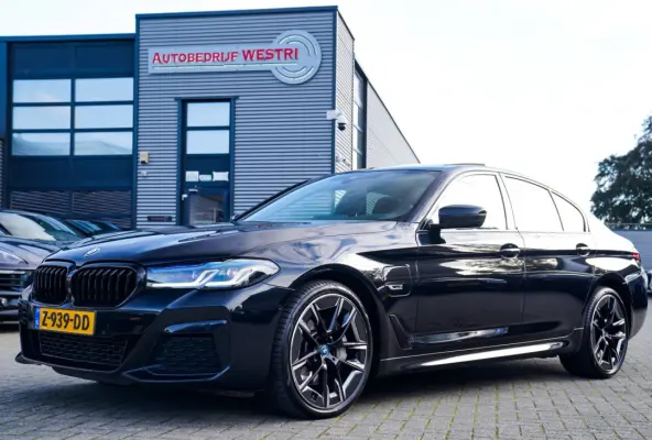 545e xDrive High Executive | Harman/Kardon | Laser LED | HuD | Facelift | Softclose | Panorama | Alcantara | Massage