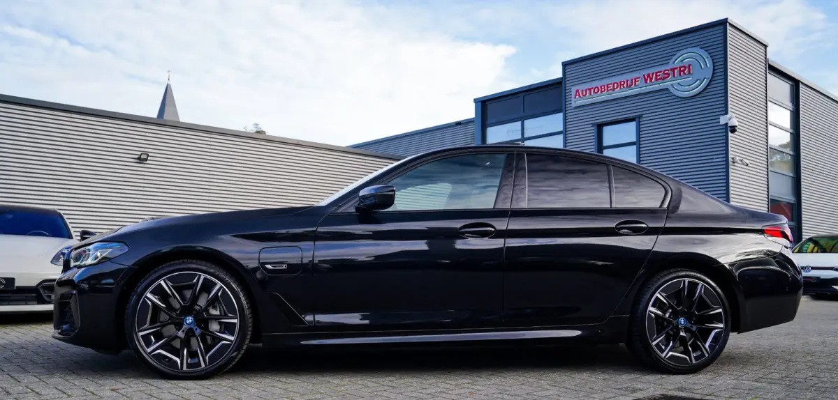 545e xDrive High Executive | Harman/Kardon | Laser LED | HuD | Facelift | Softclose | Panorama | Alcantara | Massage