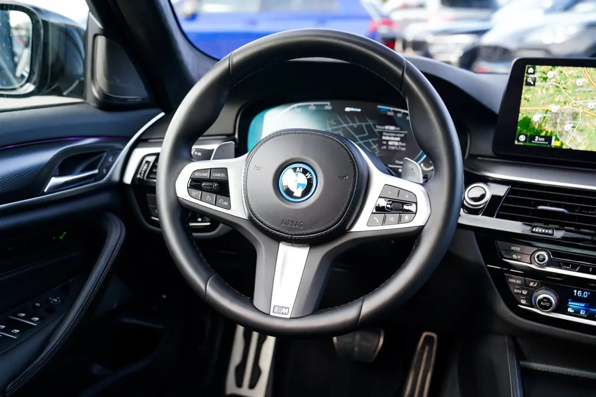 545e xDrive High Executive | Harman/Kardon | Laser LED | HuD | Facelift | Softclose | Panorama | Alcantara | Massage